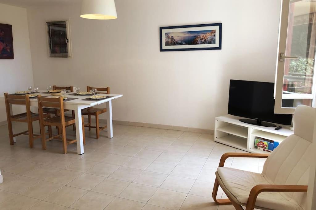 Appartement 60M2 - 2 Chambres A Une Minute Des Plages, Parking Prive Sausset-les-Pins Extérieur photo