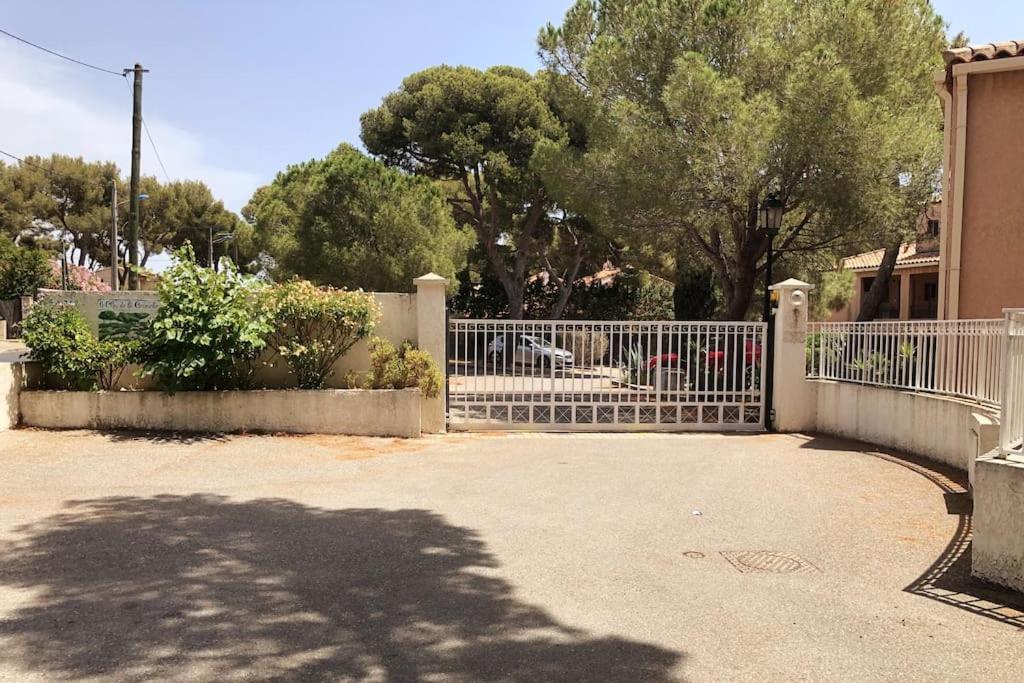 Appartement 60M2 - 2 Chambres A Une Minute Des Plages, Parking Prive Sausset-les-Pins Extérieur photo